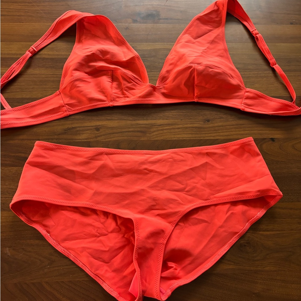 COS Bikini Set